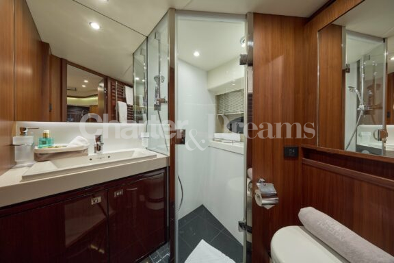 Ruby Tuesday gallery image