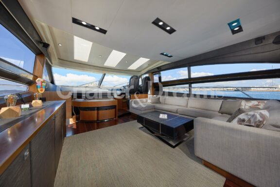 Ruby Tuesday gallery image