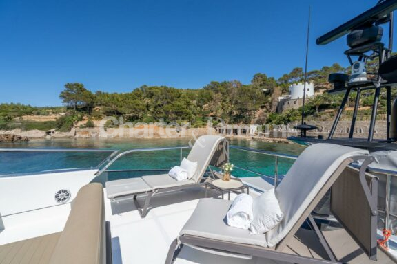 Gran Abe II gallery image