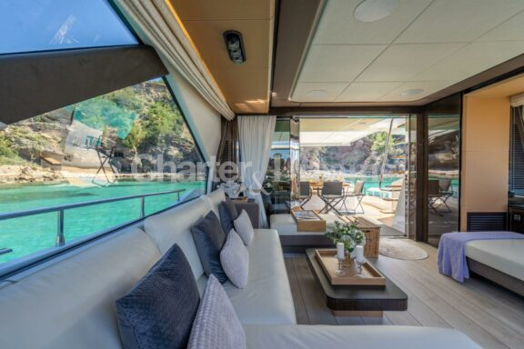 Gran Abe II gallery image