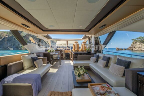 Gran Abe II gallery image