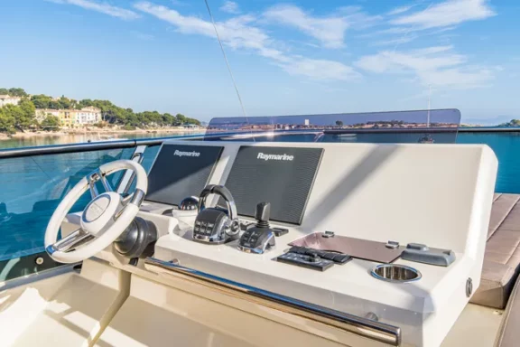 Blue M gallery image