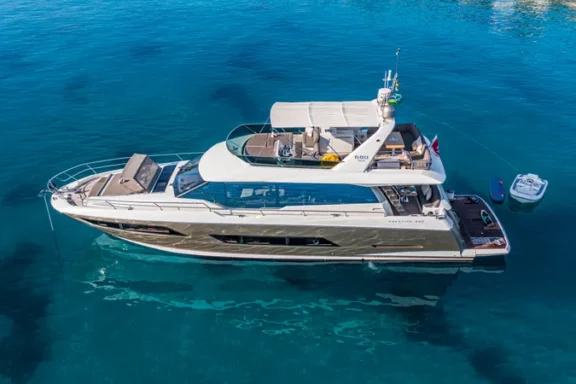 Blue M gallery image