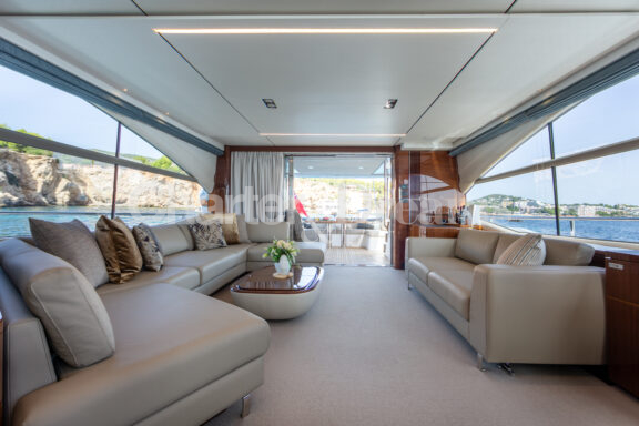 MIO BARCO II gallery image