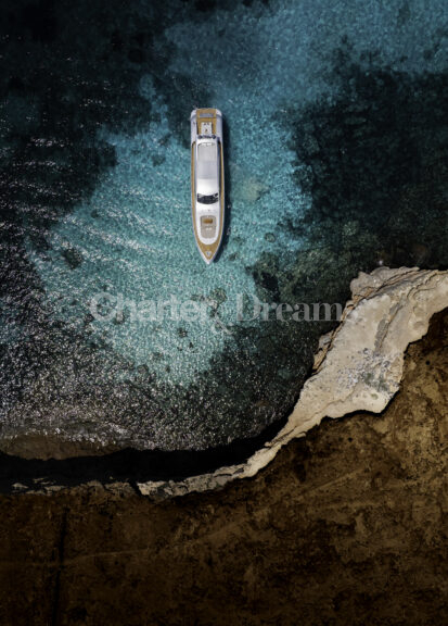 TRINITI gallery image