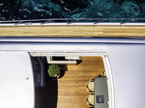 TRINITI gallery image