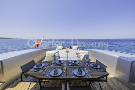 TRINITI gallery image