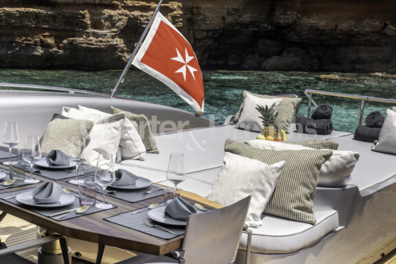 TRINITI gallery image