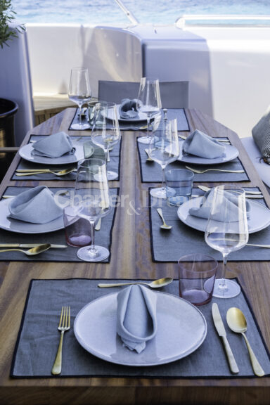 TRINITI gallery image