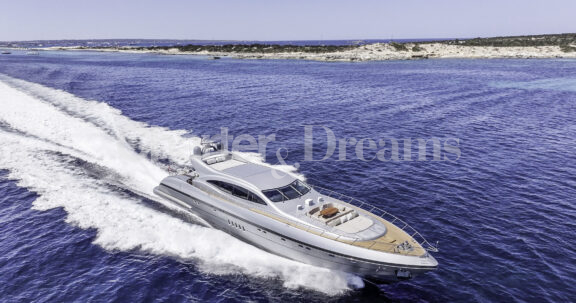 TRINITI gallery image